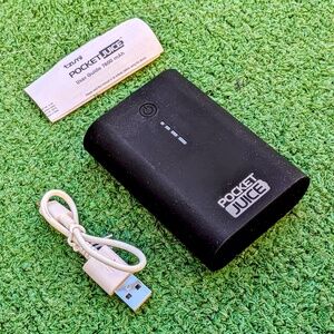 Tzumi-Pocket Juice 7800mAh 5V Dual USB Input Portable Charger 3488BB-3 Black EUC